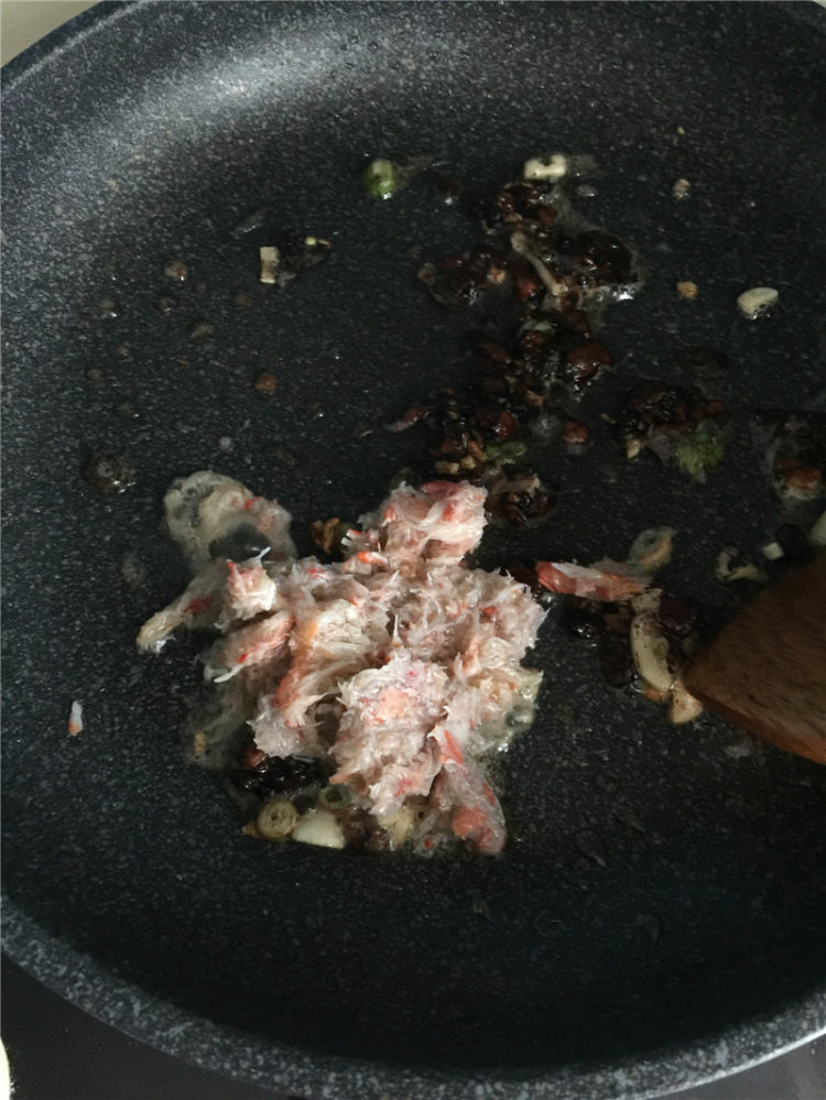蟹肉烩豆腐步骤6