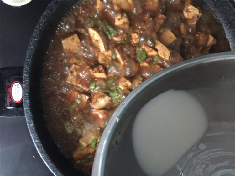 蟹肉烩豆腐步骤11