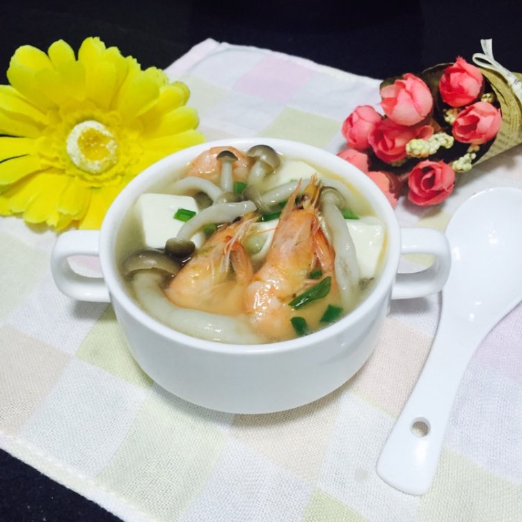 豆腐鲜虾煲步骤11