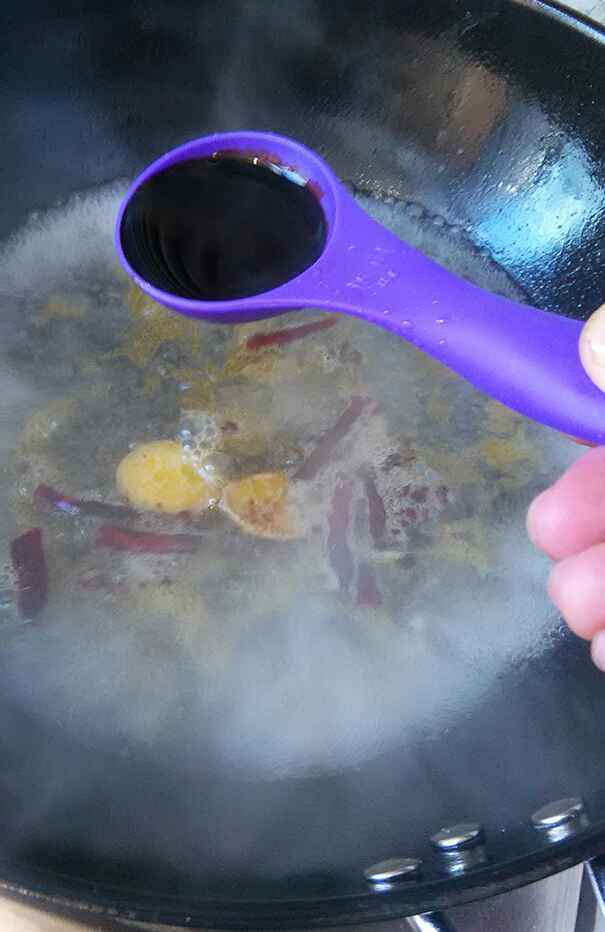 汪丫鱼烧豆腐步骤5