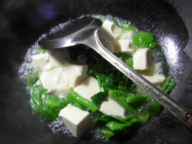 菜芯煮豆腐步骤4