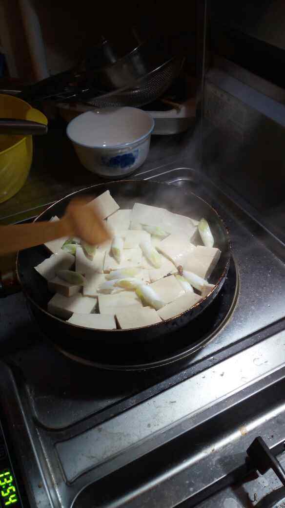 葱煎豆腐步骤4