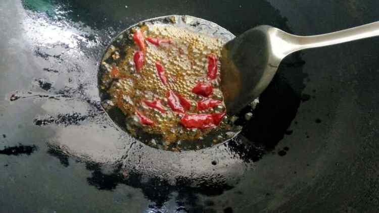 香辣葱焖豆腐步骤8