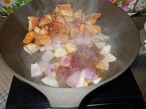 干锅鱼腩豆腐步骤8