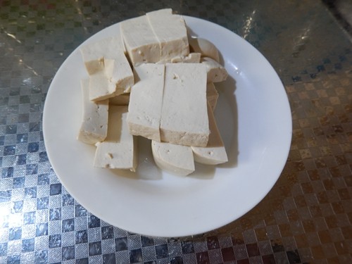 干锅鱼腩豆腐步骤2