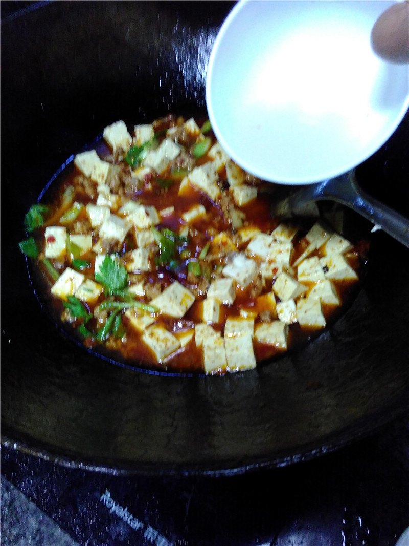 烂肉豆腐盖浇饭步骤11