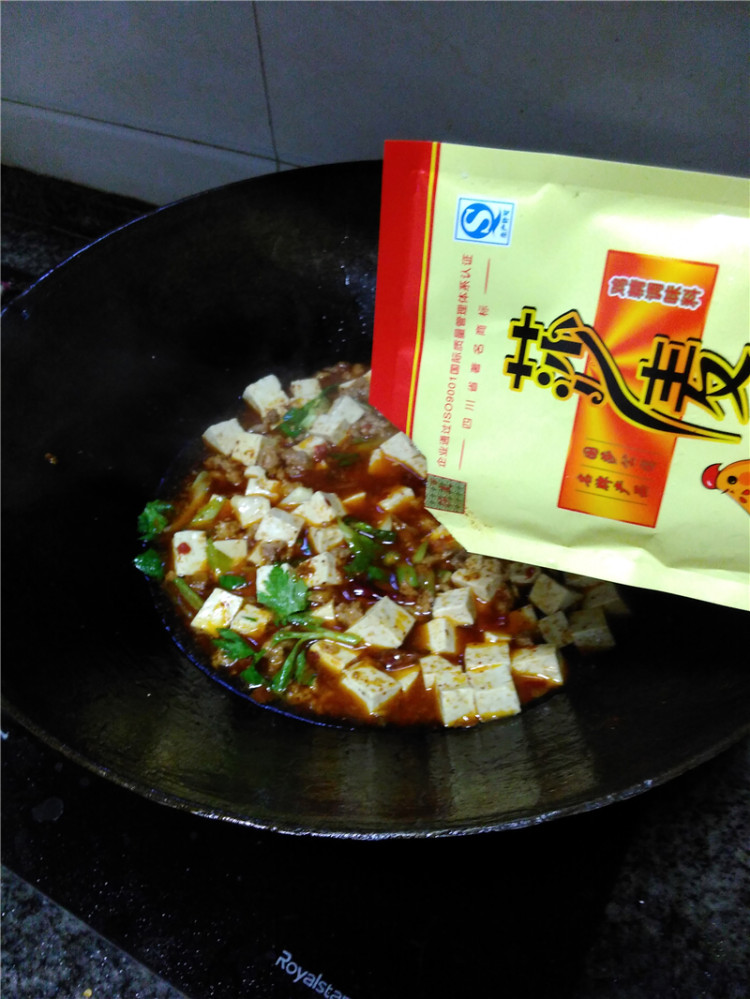 烂肉豆腐盖浇饭步骤10