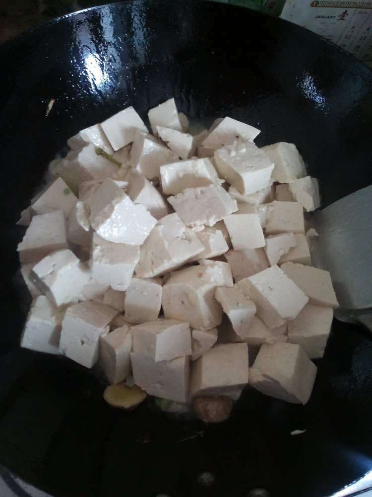 红头鱼炖豆腐步骤5