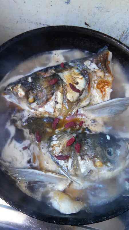 鲢鱼头炖豆腐步骤7