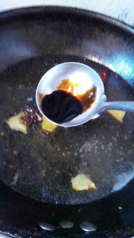 鲢鱼头炖豆腐步骤6