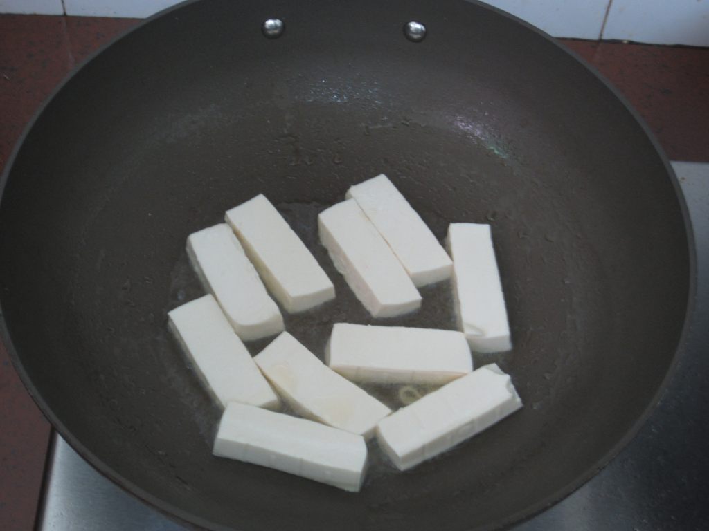 蕃茄滑蛋肉碎煮豆腐步骤5