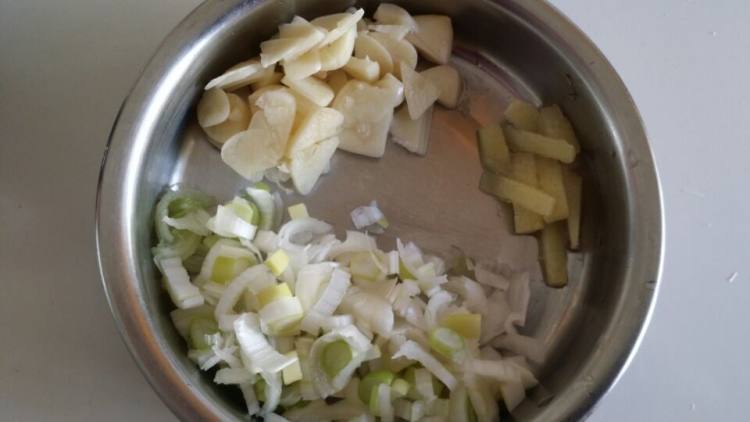 酱油炖豆腐步骤3