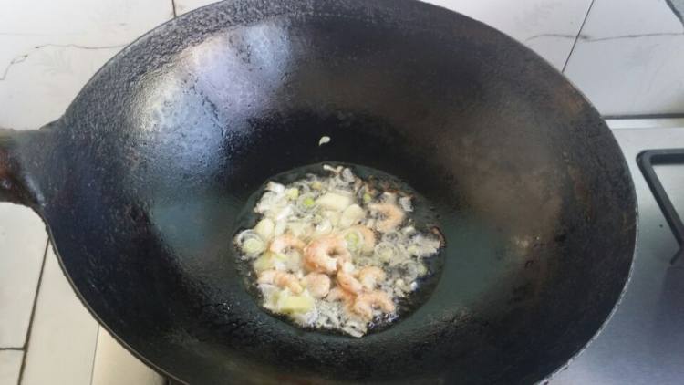 海米溜豆腐步骤4