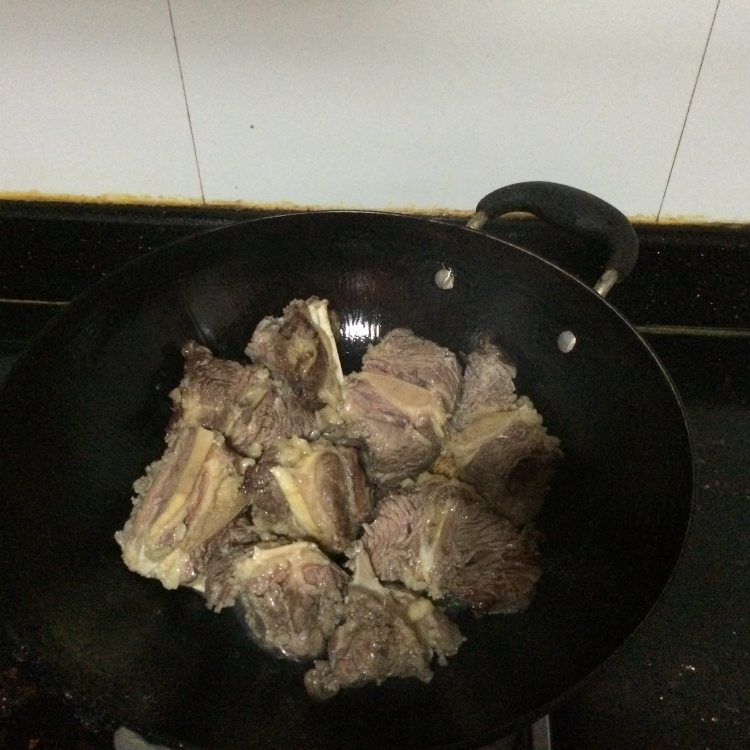 牛排炖豆腐步骤3