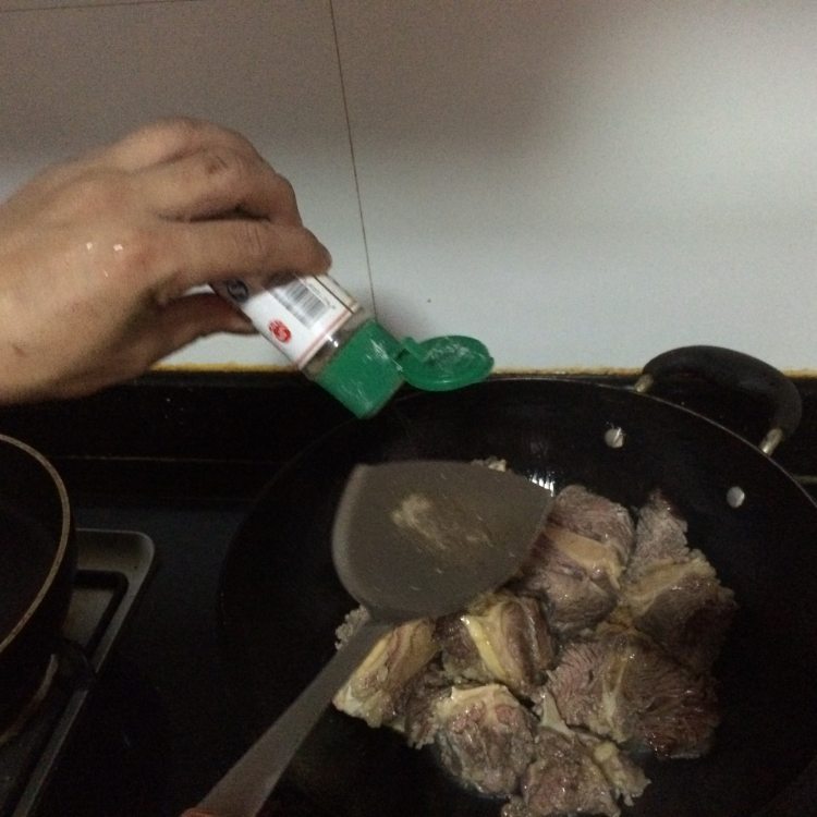 牛排炖豆腐步骤5