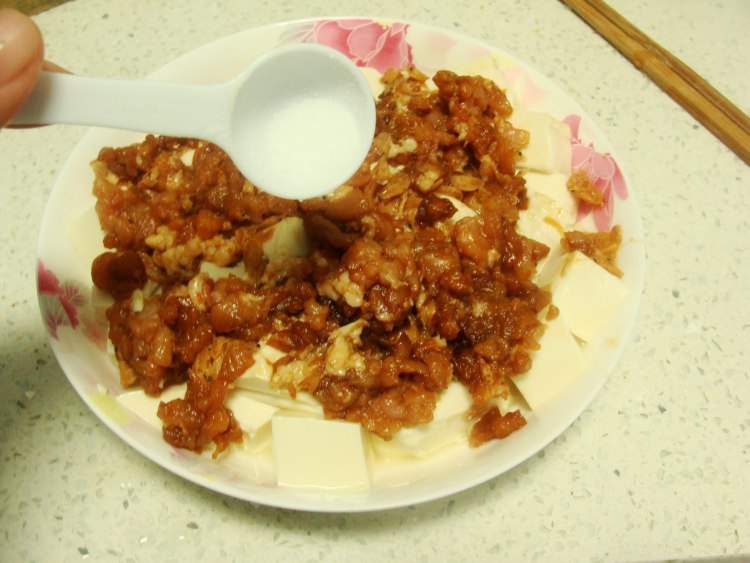 虾皮肉沫蒸豆腐步骤4