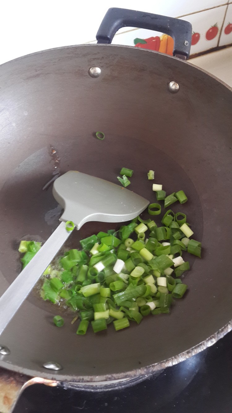 葱花扒豆腐步骤2