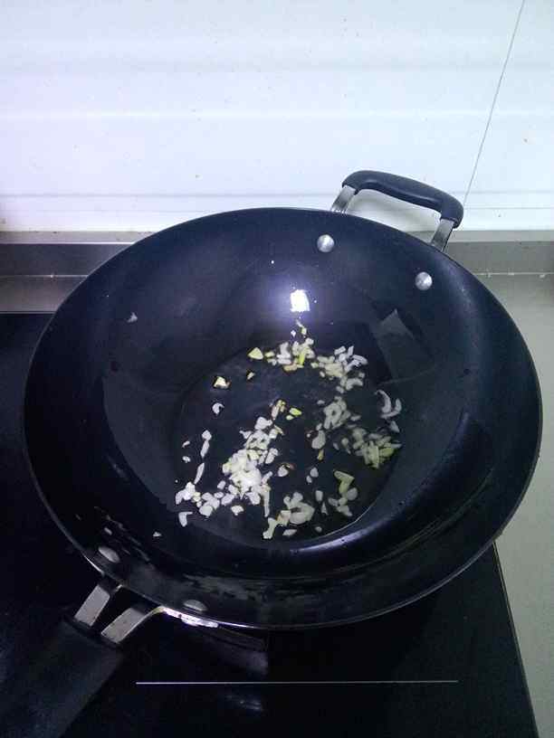 海蛎子炖豆腐步骤3