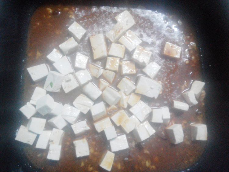 酱汁豆腐块步骤8