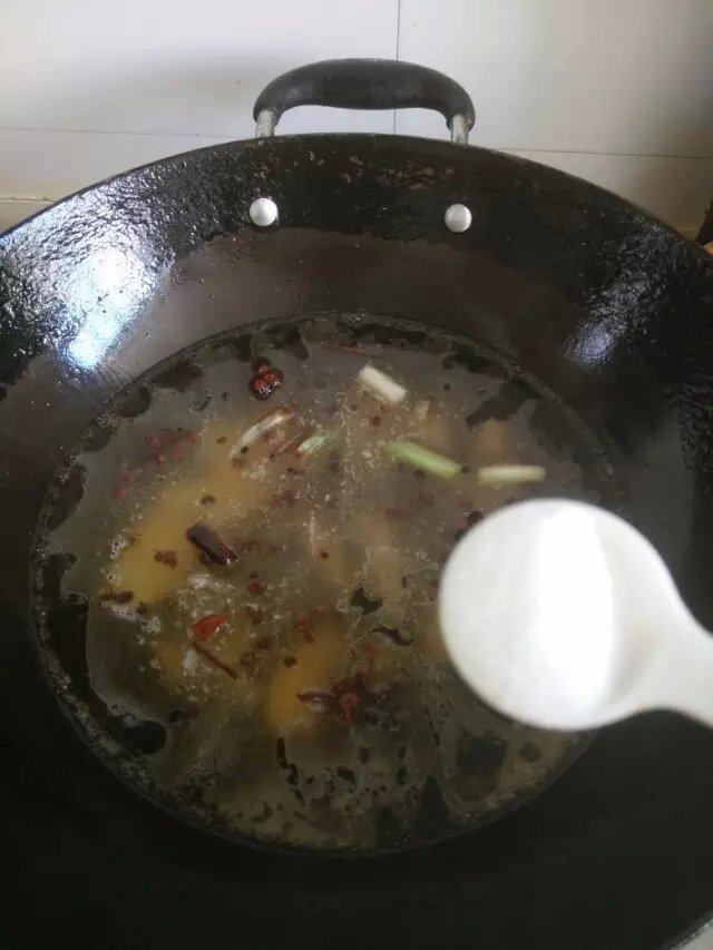 丑鱼豆腐汤步骤9