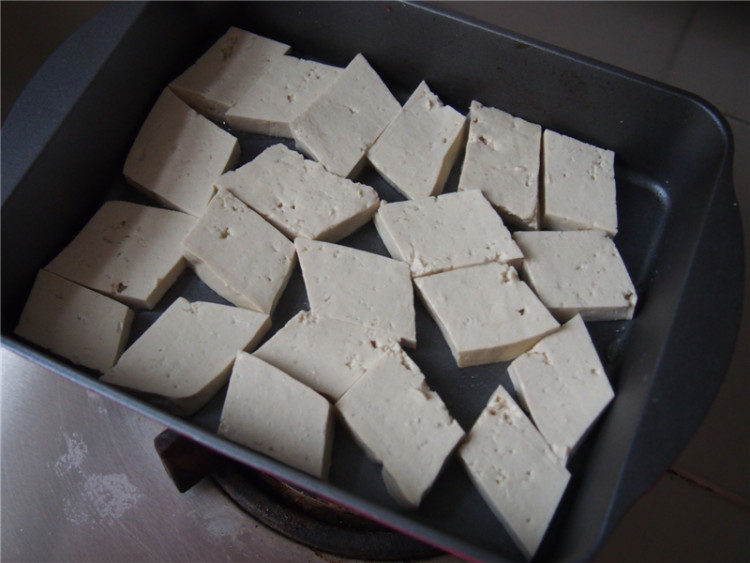 葱烧豆腐步骤2