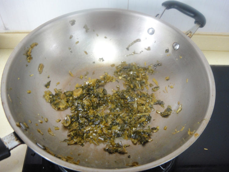 雪菜豆腐黄鱼汤步骤4