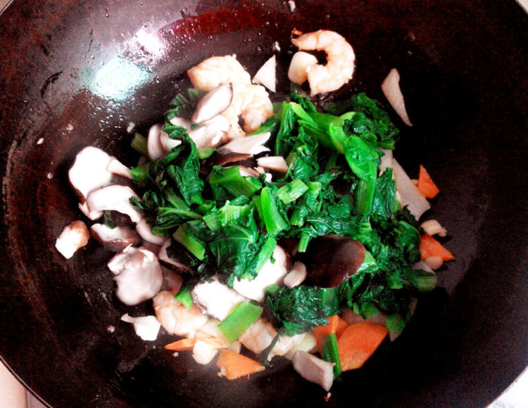 白菜虾仁烩豆腐步骤5