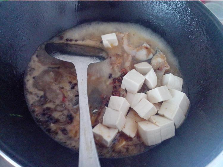 豆腐烧鱼块步骤10