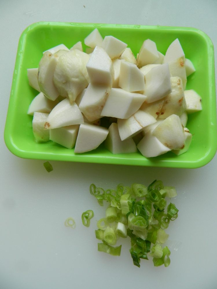 芋头豆腐汤步骤3