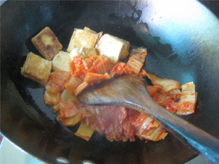 豆腐丸子泡菜汤步骤5