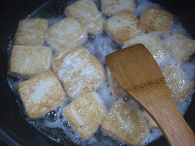 干锅柴火豆腐步骤4