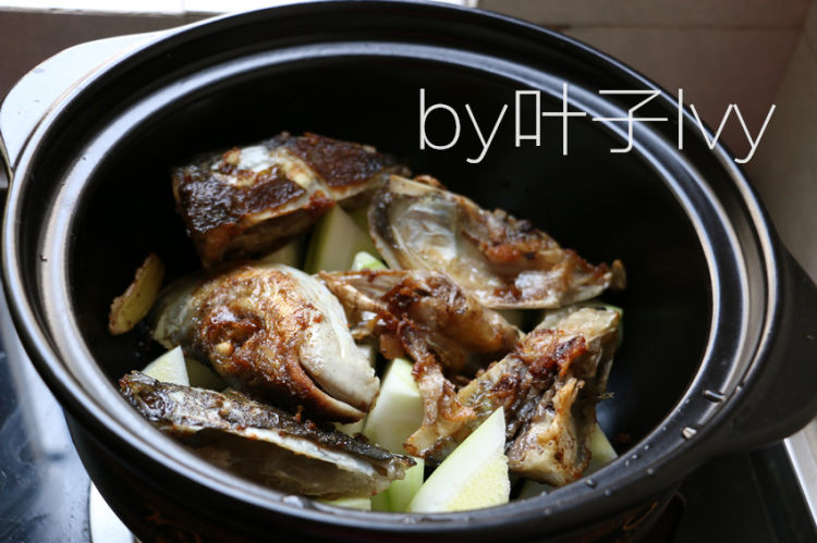 节瓜鱼头豆腐汤步骤4
