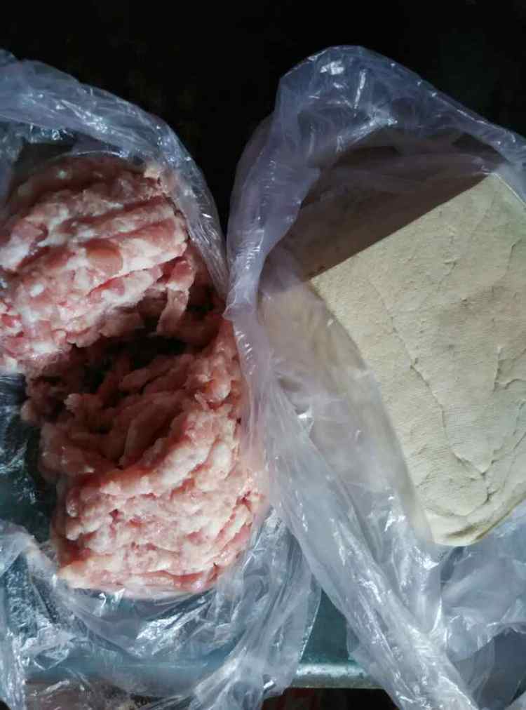 肉豆腐丸子步骤1