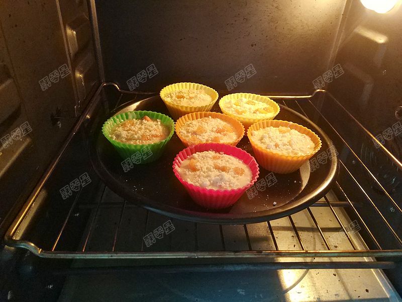 甜柿玛芬蛋糕步骤15