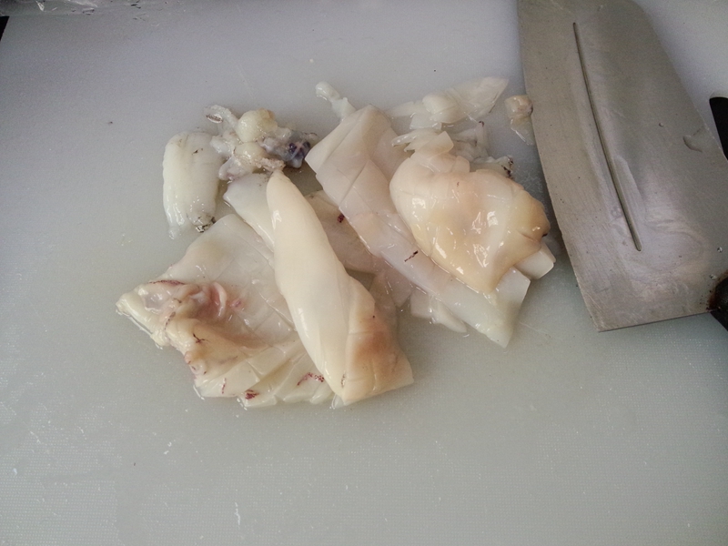 鱿鱼螃蟹煮米粉步骤4