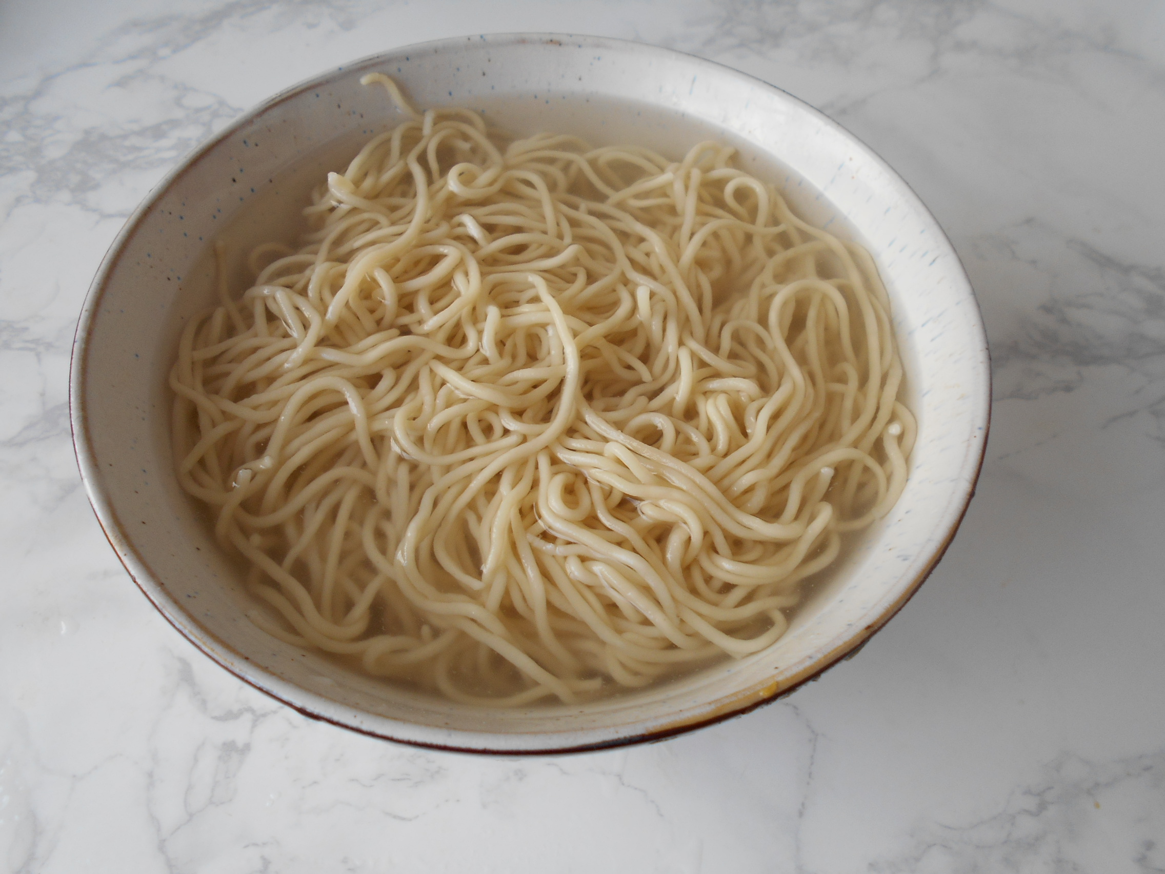 榨菜肉丝炒面步骤5