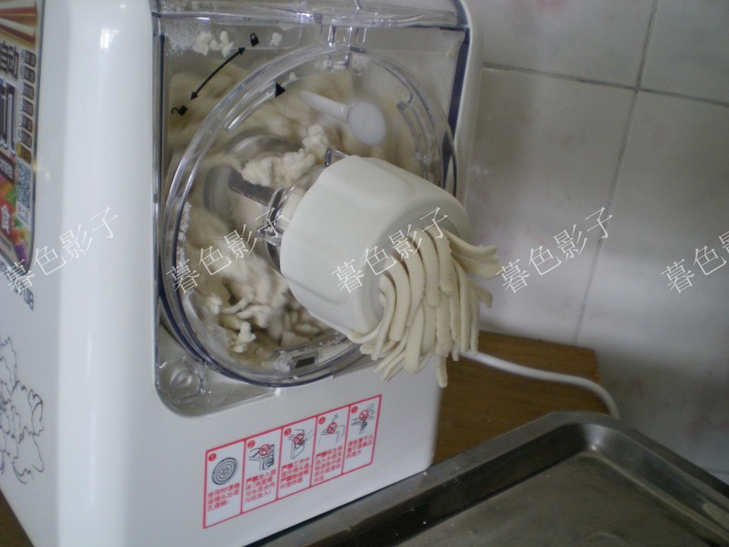 酥脆龙须饼步骤1