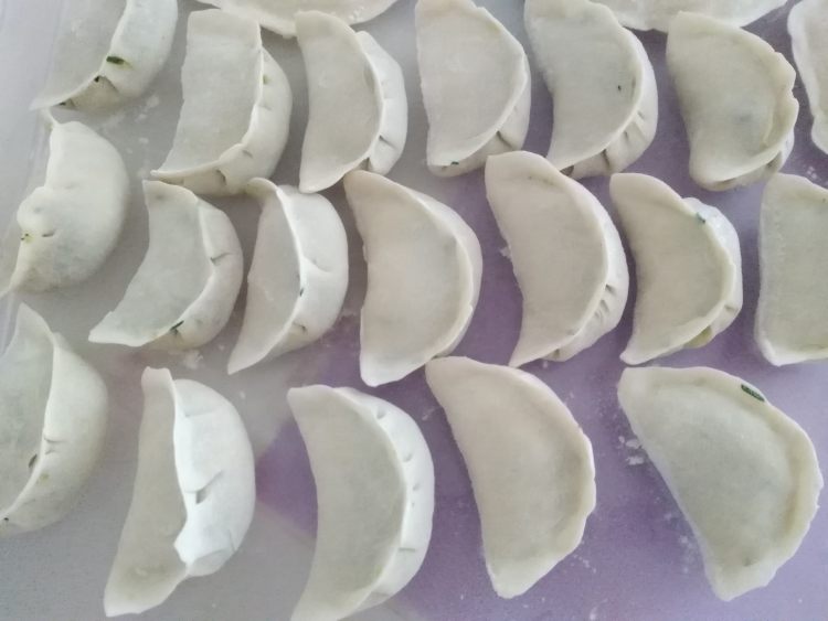 鲜肉鸡蛋韭菜水饺步骤10