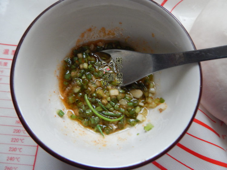 蜜汁酱手抓饼步骤7