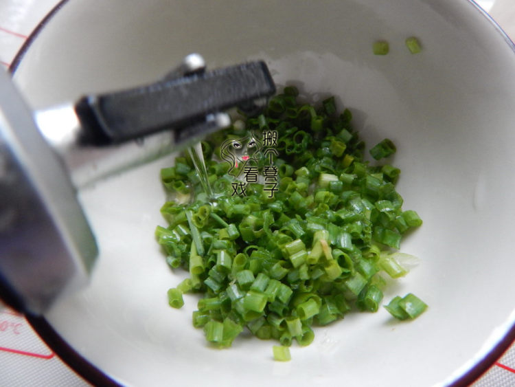 蜜汁酱手抓饼步骤5