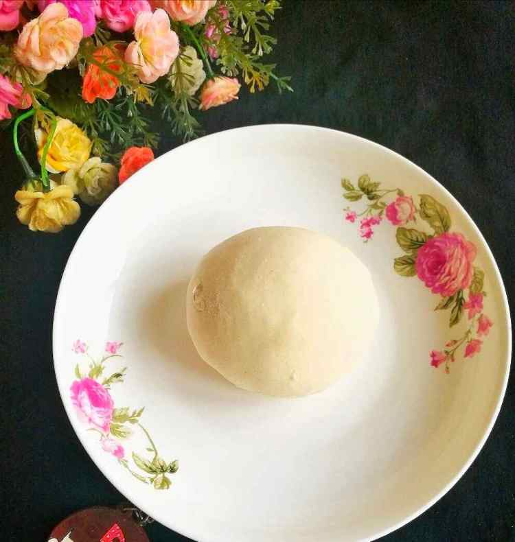 烫面饼步骤1