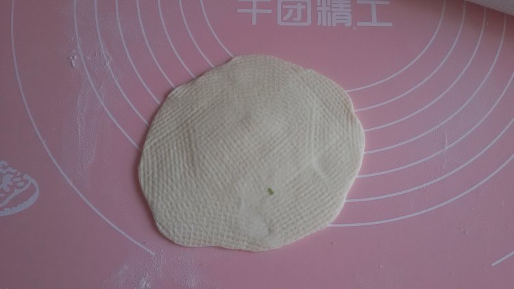 葱香胡萝卜肉包步骤7