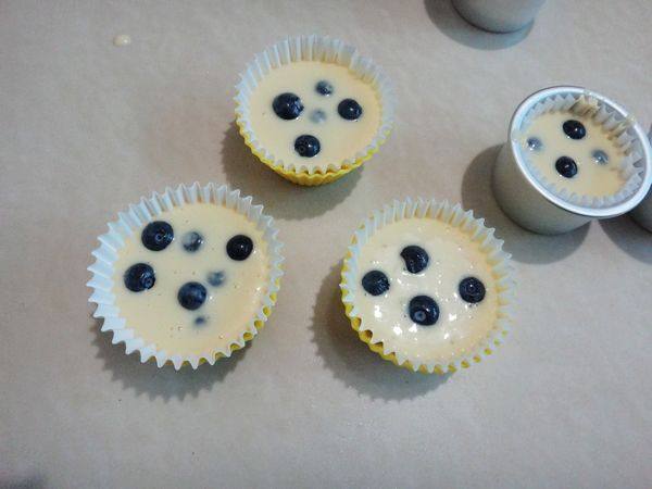 爆浆蓝莓玛芬蛋糕步骤7