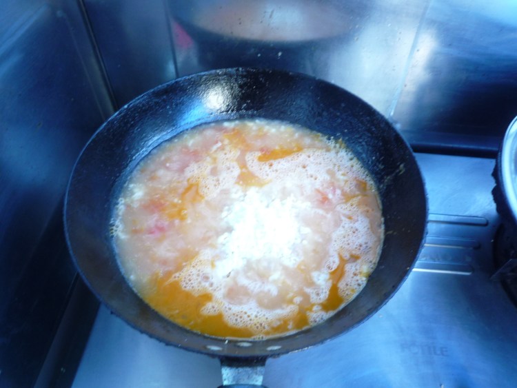西红柿鸡蛋疙塔汤步骤8