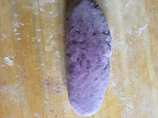奶香紫薯玫瑰花卷步骤7