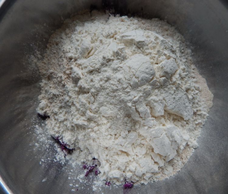 紫甘蓝煎饼步骤3