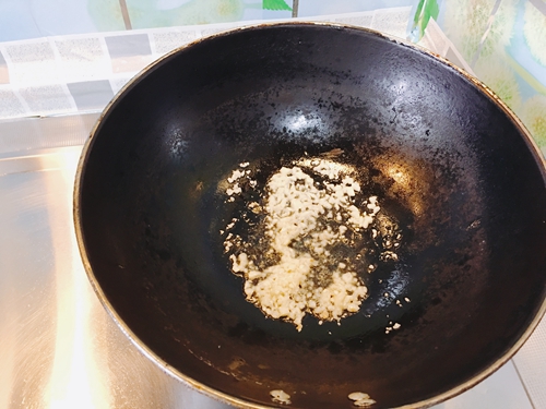 蒜香蚝油芥蓝步骤7