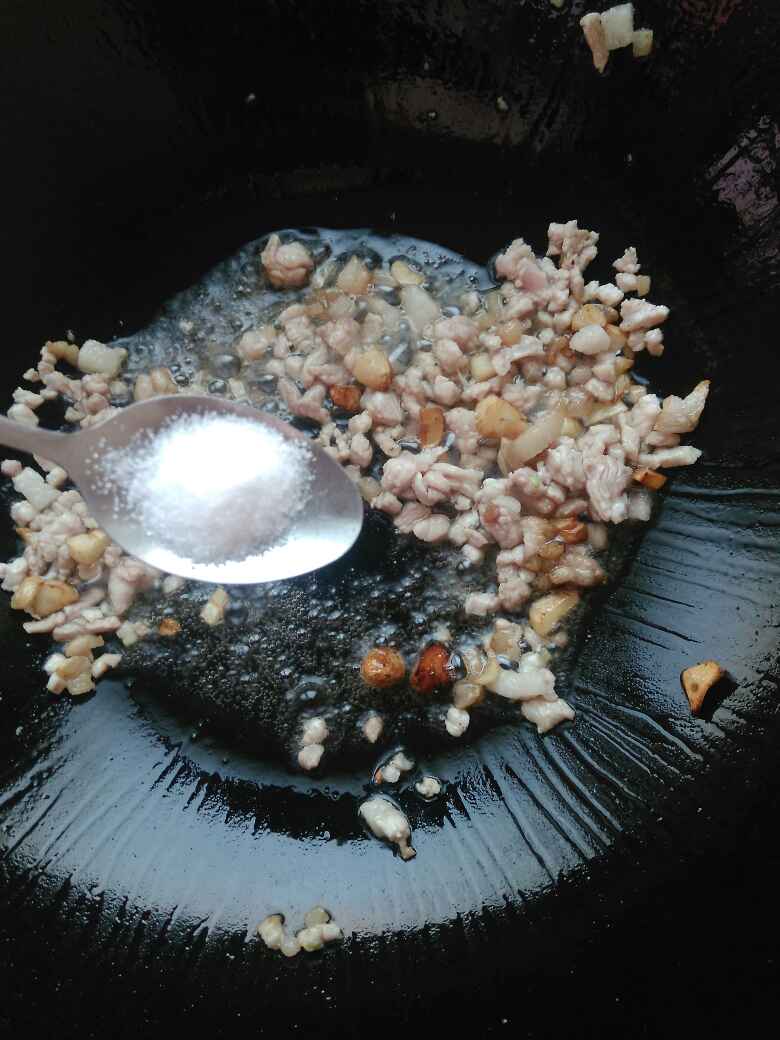 肉沫豆角酱步骤6