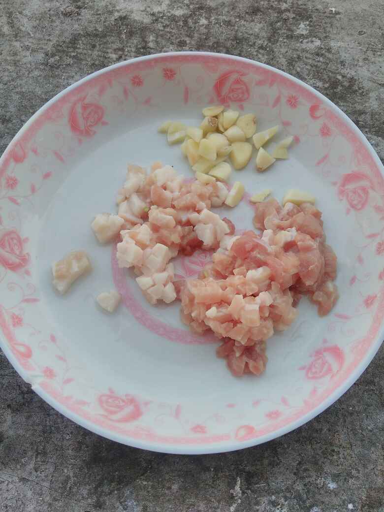 肉沫豆角酱步骤2