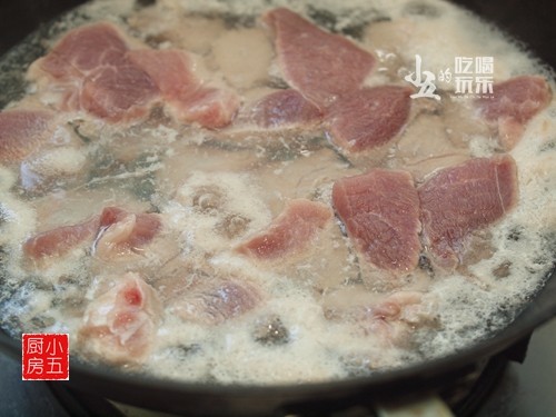 淮山马蹄猪肉汤步骤3